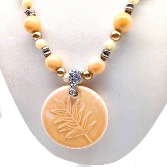 Summery Peach Ceramic Pendant on Beaded Strand, Vintage Bohemian Leaf Imprint - Picture 3 of 4